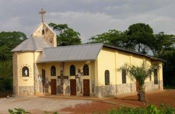 Santuario de la Divina Misericordia de Atok, Camerún