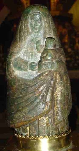 Virgen de los Ángeles de piedra